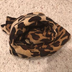 Leopard print scarf